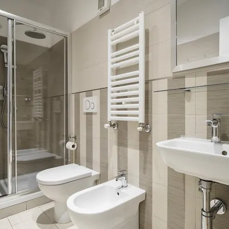 Dreamynest Quattro Cantoni - 2 Bdr Vicino Il Colosseo Rome Exterior photo